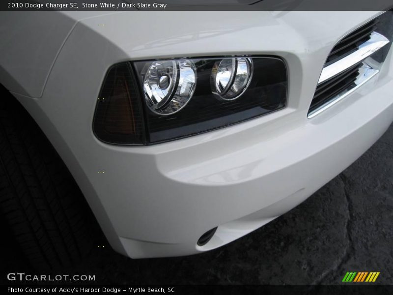 Stone White / Dark Slate Gray 2010 Dodge Charger SE