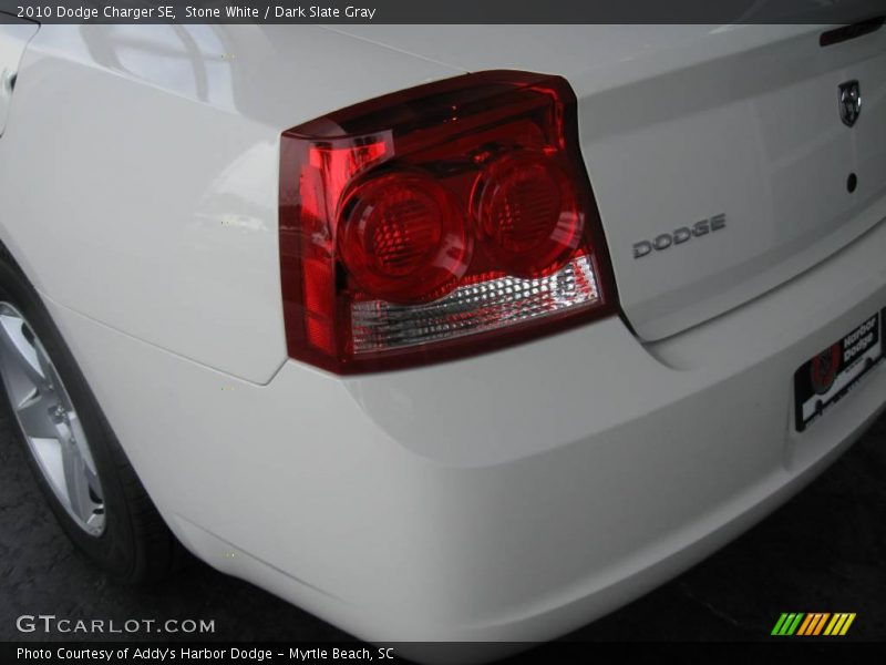 Stone White / Dark Slate Gray 2010 Dodge Charger SE