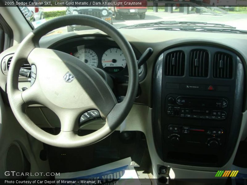 Linen Gold Metallic / Dark Khaki/Light Graystone 2005 Dodge Caravan SXT