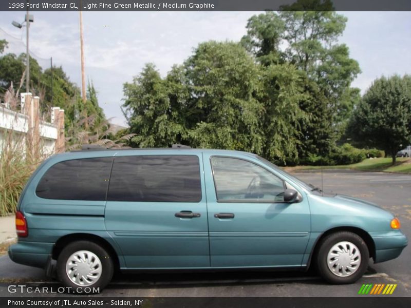 Light Pine Green Metallic / Medium Graphite 1998 Ford Windstar GL