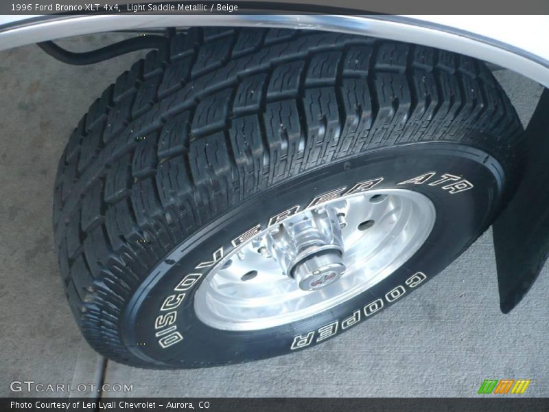 Light Saddle Metallic / Beige 1996 Ford Bronco XLT 4x4