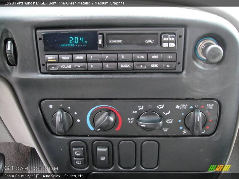 Light Pine Green Metallic / Medium Graphite 1998 Ford Windstar GL