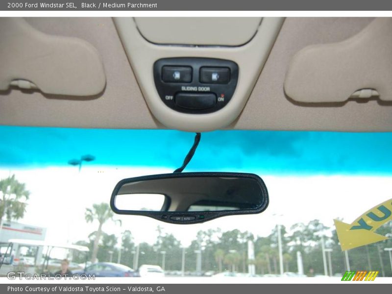 Black / Medium Parchment 2000 Ford Windstar SEL