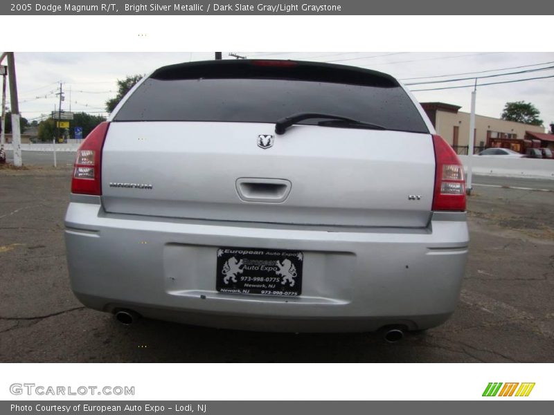 Bright Silver Metallic / Dark Slate Gray/Light Graystone 2005 Dodge Magnum R/T