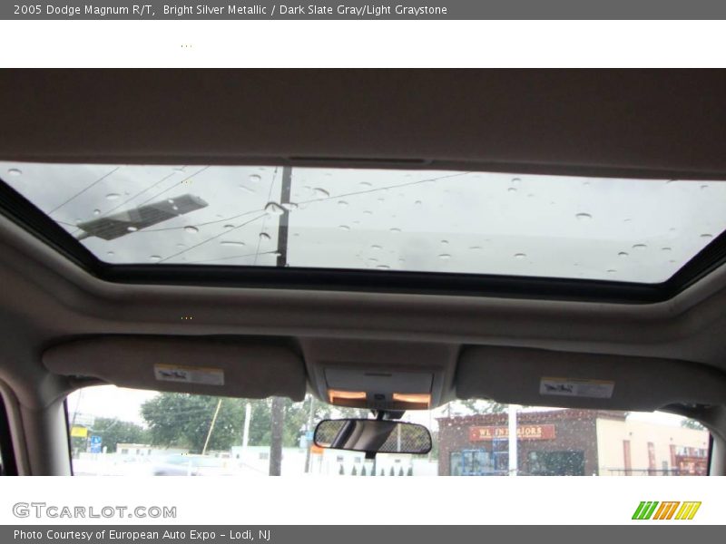 Bright Silver Metallic / Dark Slate Gray/Light Graystone 2005 Dodge Magnum R/T