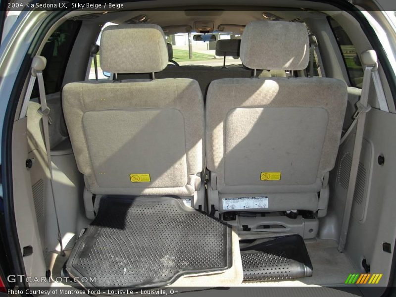 Silky Beige / Beige 2004 Kia Sedona LX