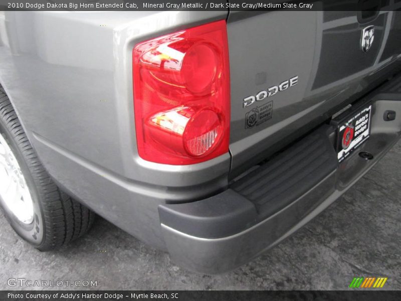 Mineral Gray Metallic / Dark Slate Gray/Medium Slate Gray 2010 Dodge Dakota Big Horn Extended Cab