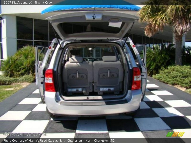 Silver / Gray 2007 Kia Sedona LX