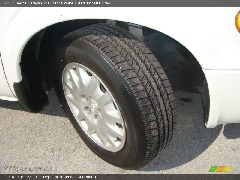 Stone White / Medium Slate Gray 2007 Dodge Caravan SXT