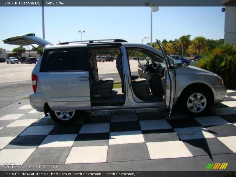 Silver / Gray 2007 Kia Sedona LX