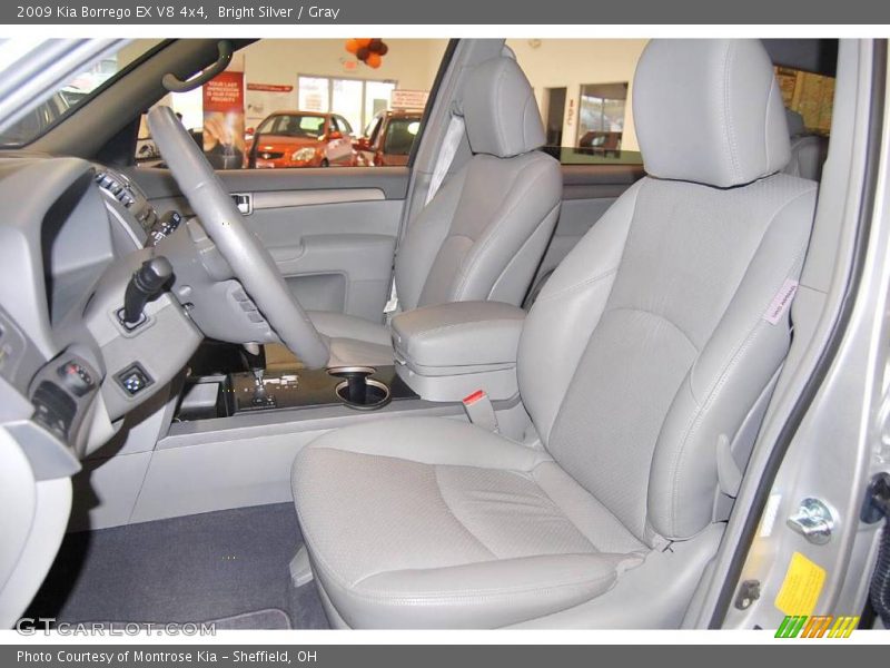 Bright Silver / Gray 2009 Kia Borrego EX V8 4x4