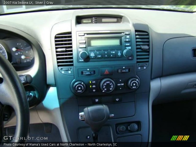 Silver / Gray 2007 Kia Sedona LX