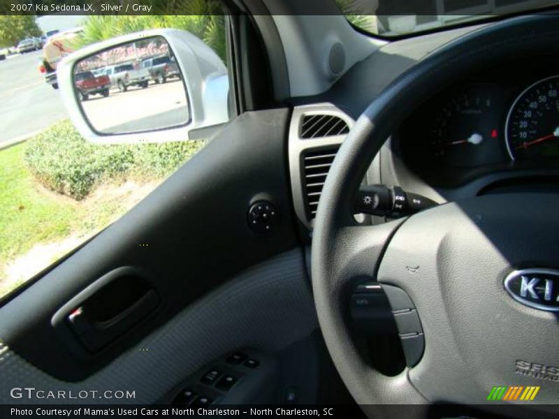 Silver / Gray 2007 Kia Sedona LX
