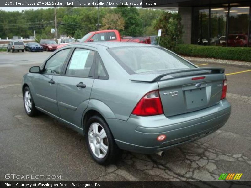 Light Tundra Metallic / Dark Pebble/Light Pebble 2005 Ford Focus ZX4 SES Sedan