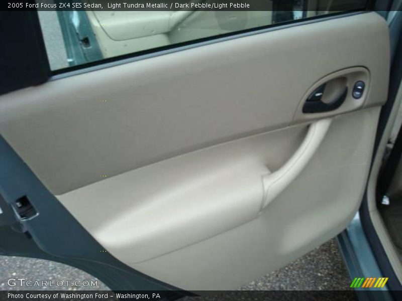 Light Tundra Metallic / Dark Pebble/Light Pebble 2005 Ford Focus ZX4 SES Sedan