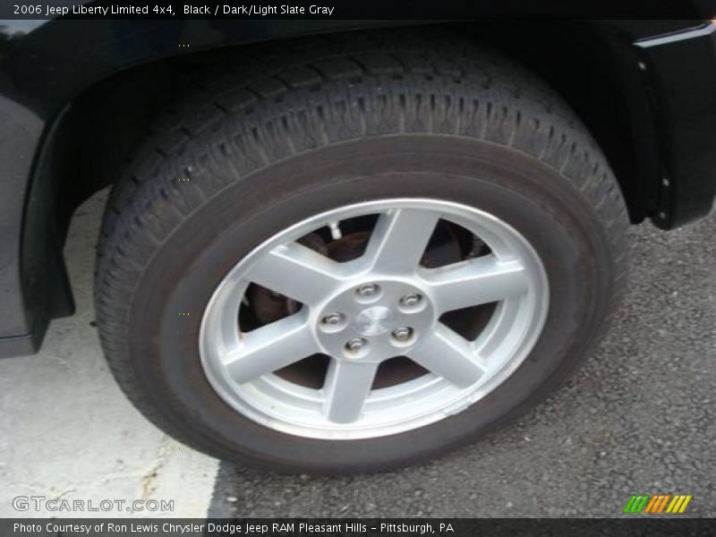Black / Dark/Light Slate Gray 2006 Jeep Liberty Limited 4x4