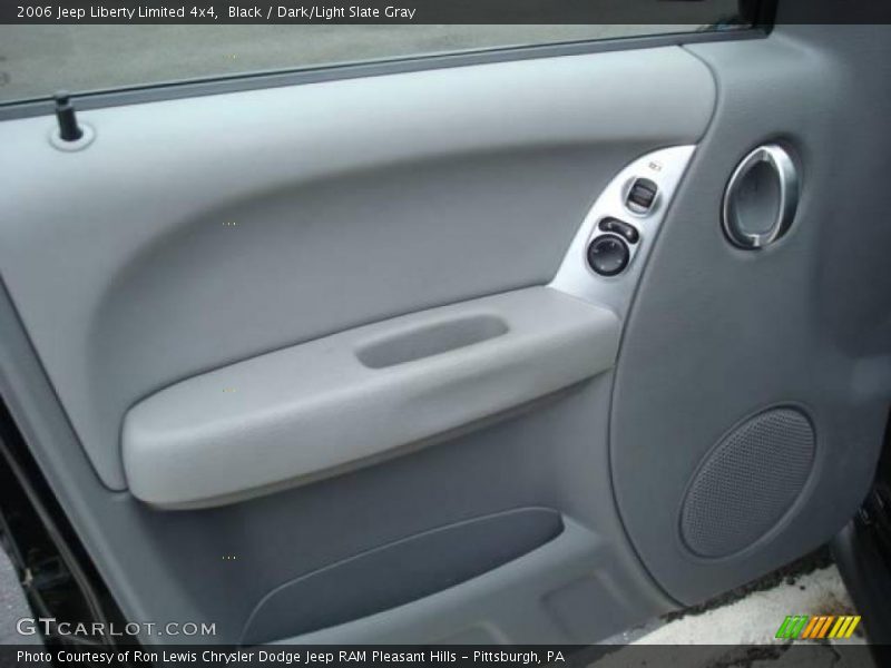 Black / Dark/Light Slate Gray 2006 Jeep Liberty Limited 4x4