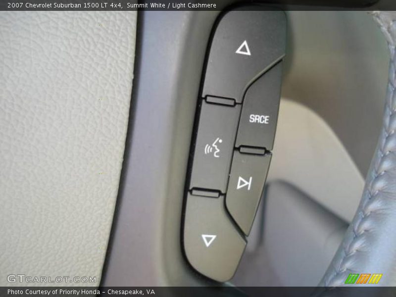 Summit White / Light Cashmere 2007 Chevrolet Suburban 1500 LT 4x4