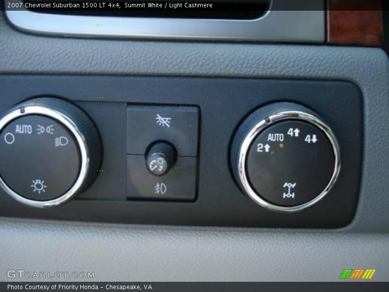 Summit White / Light Cashmere 2007 Chevrolet Suburban 1500 LT 4x4