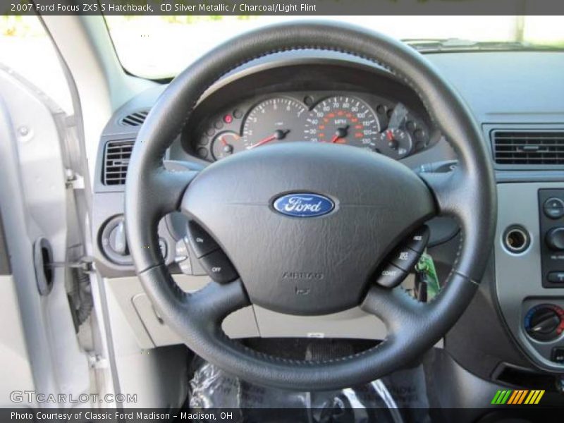 CD Silver Metallic / Charcoal/Light Flint 2007 Ford Focus ZX5 S Hatchback
