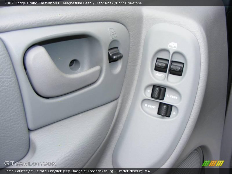 Magnesium Pearl / Dark Khaki/Light Graystone 2007 Dodge Grand Caravan SXT