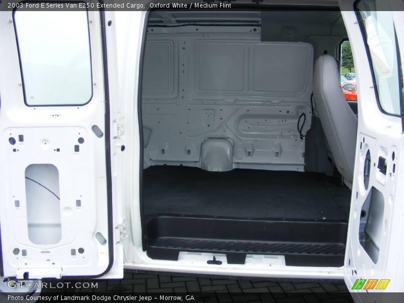 Oxford White / Medium Flint 2003 Ford E Series Van E250 Extended Cargo