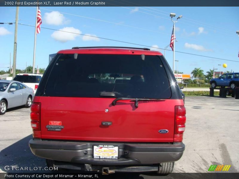 Laser Red / Medium Graphite 2002 Ford Expedition XLT