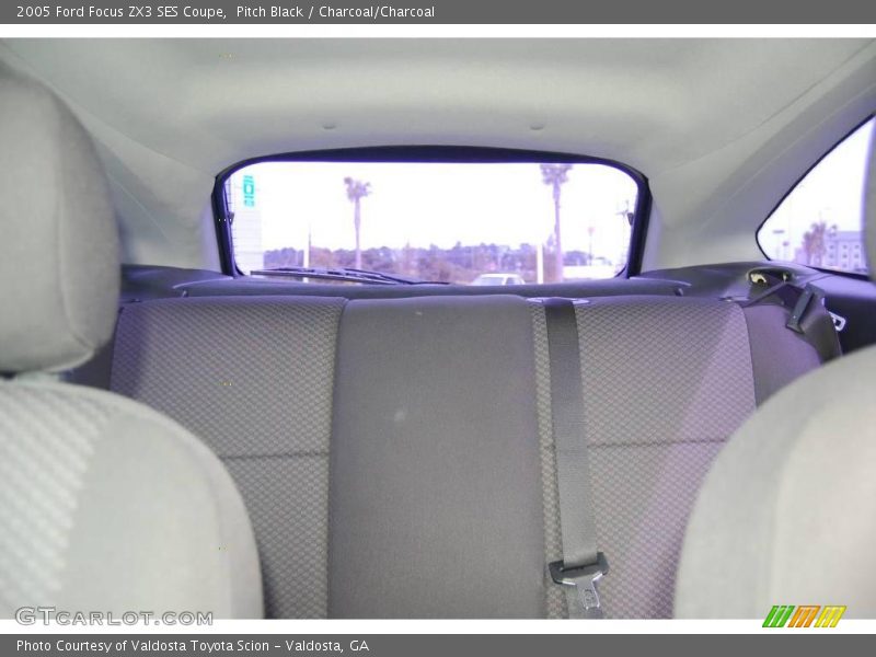 Pitch Black / Charcoal/Charcoal 2005 Ford Focus ZX3 SES Coupe