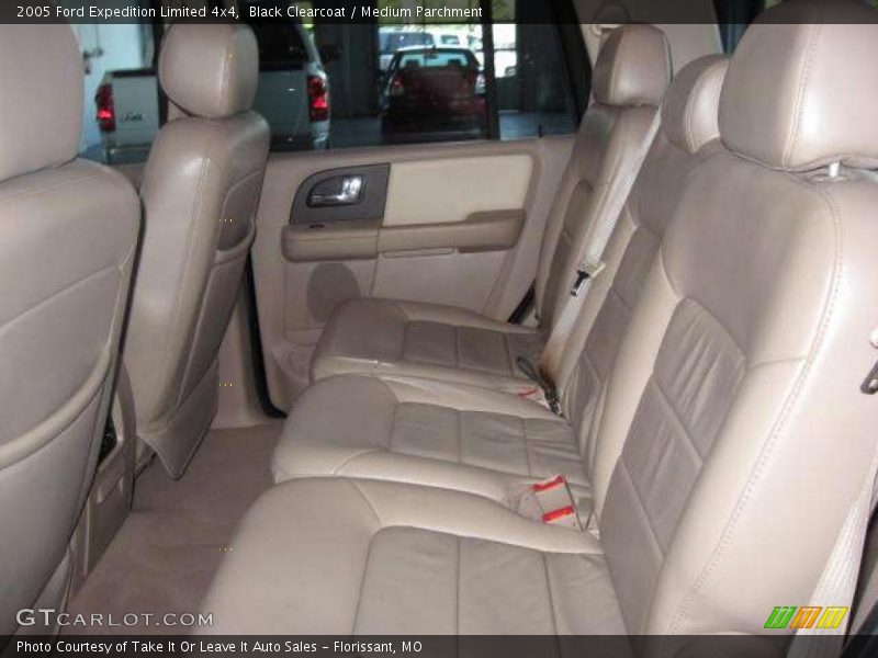 Black Clearcoat / Medium Parchment 2005 Ford Expedition Limited 4x4