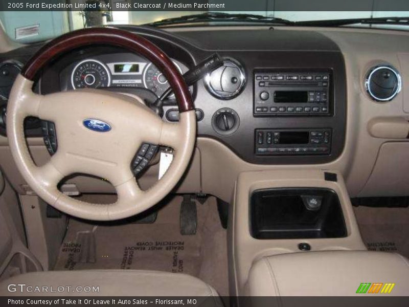 Black Clearcoat / Medium Parchment 2005 Ford Expedition Limited 4x4