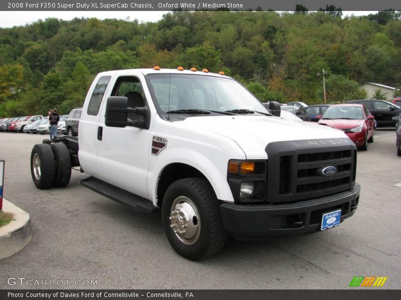 Oxford White / Medium Stone 2008 Ford F350 Super Duty XL SuperCab Chassis