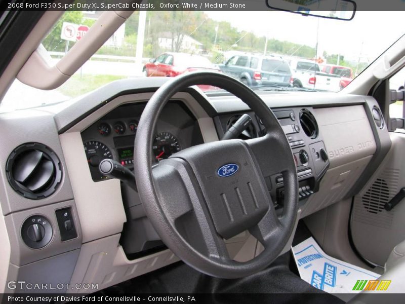 Oxford White / Medium Stone 2008 Ford F350 Super Duty XL SuperCab Chassis