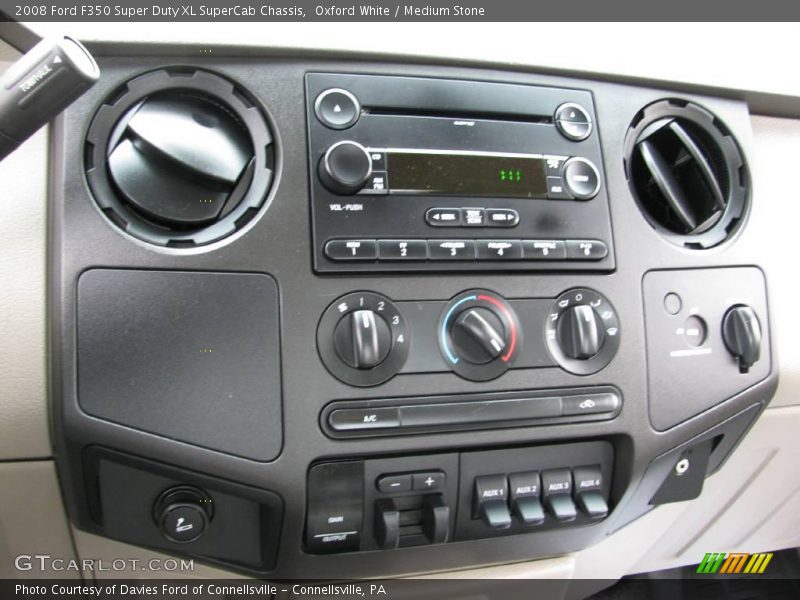 Oxford White / Medium Stone 2008 Ford F350 Super Duty XL SuperCab Chassis