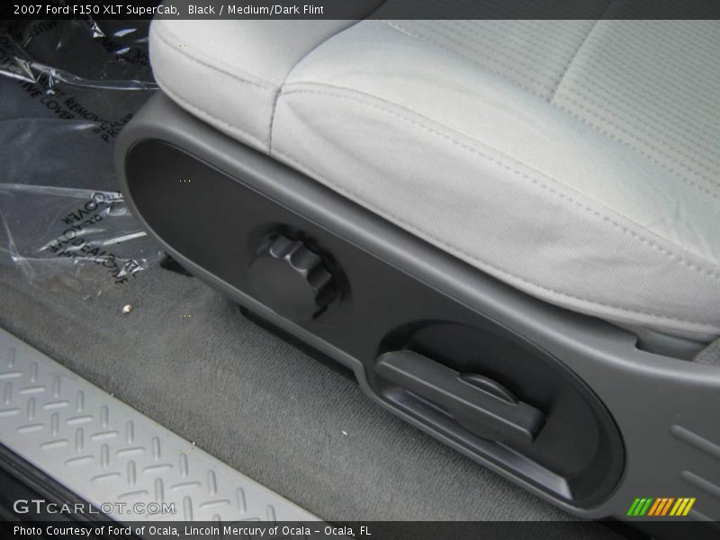 Black / Medium/Dark Flint 2007 Ford F150 XLT SuperCab