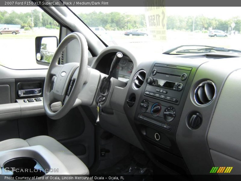 Black / Medium/Dark Flint 2007 Ford F150 XLT SuperCab