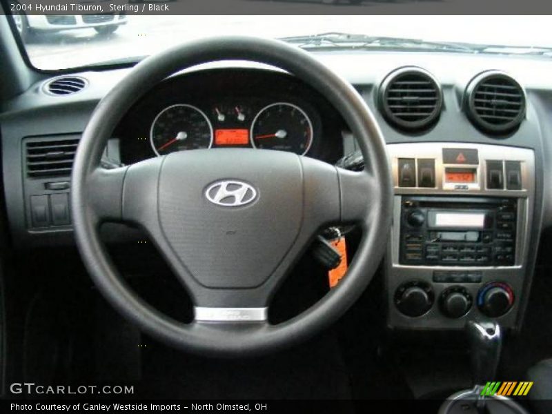 Sterling / Black 2004 Hyundai Tiburon
