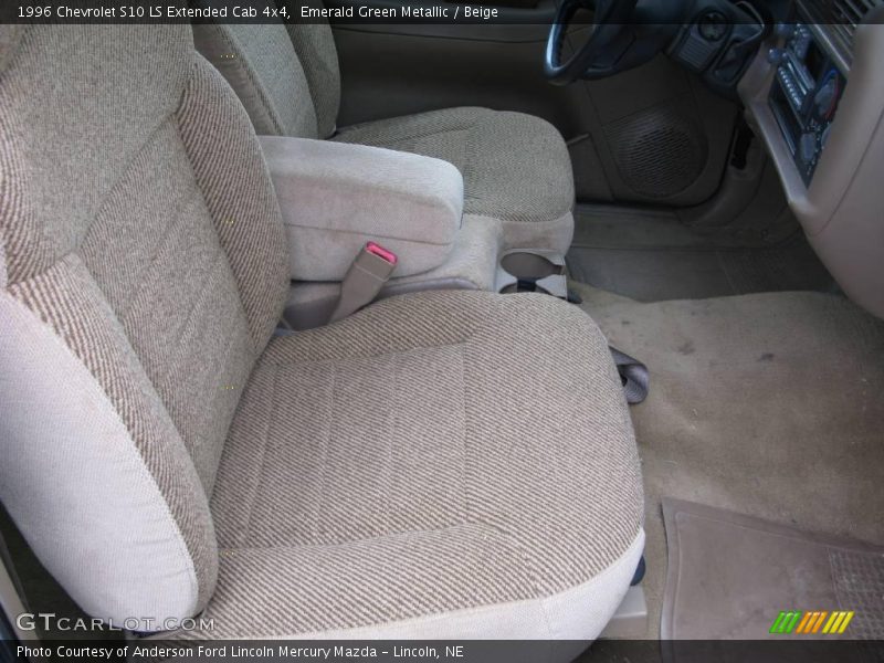 Emerald Green Metallic / Beige 1996 Chevrolet S10 LS Extended Cab 4x4