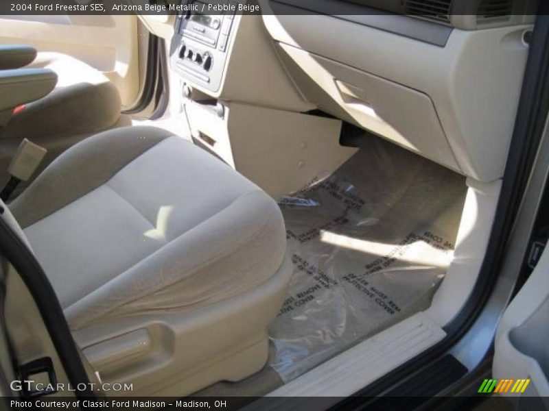 Arizona Beige Metallic / Pebble Beige 2004 Ford Freestar SES