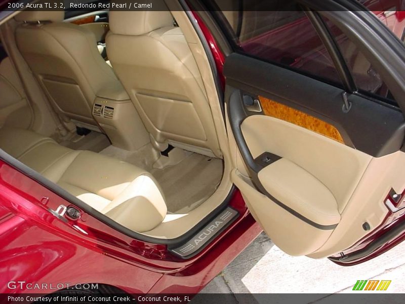 Redondo Red Pearl / Camel 2006 Acura TL 3.2