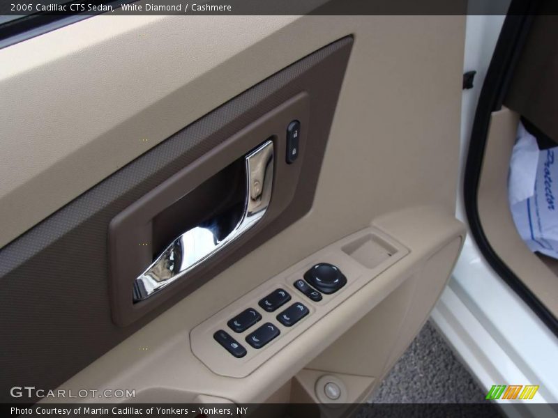 White Diamond / Cashmere 2006 Cadillac CTS Sedan