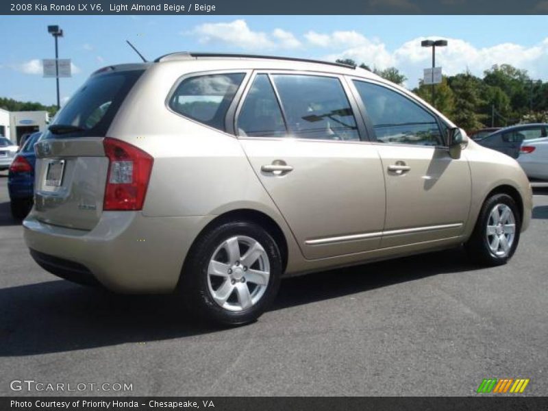 Light Almond Beige / Beige 2008 Kia Rondo LX V6
