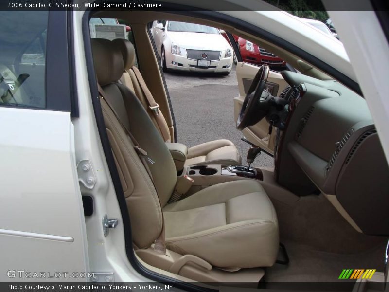 White Diamond / Cashmere 2006 Cadillac CTS Sedan