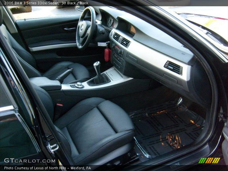 Jet Black / Black 2006 BMW 3 Series 330xi Sedan