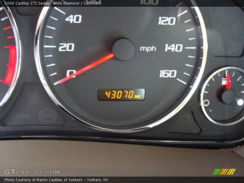 White Diamond / Cashmere 2006 Cadillac CTS Sedan