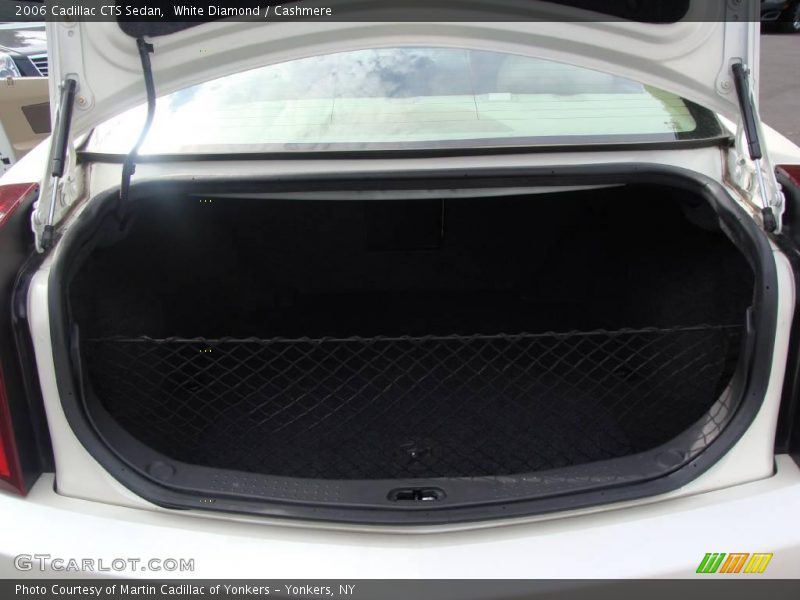 White Diamond / Cashmere 2006 Cadillac CTS Sedan