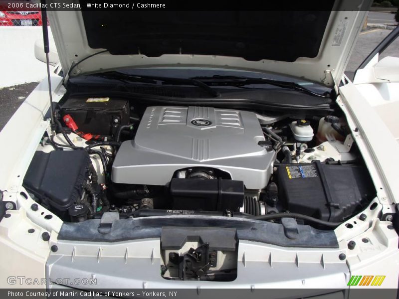 White Diamond / Cashmere 2006 Cadillac CTS Sedan