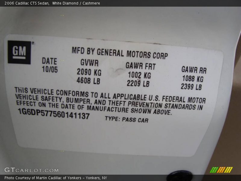 White Diamond / Cashmere 2006 Cadillac CTS Sedan