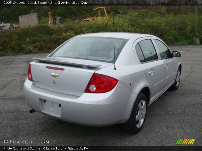 Ultra Silver Metallic / Gray 2005 Chevrolet Cobalt Sedan