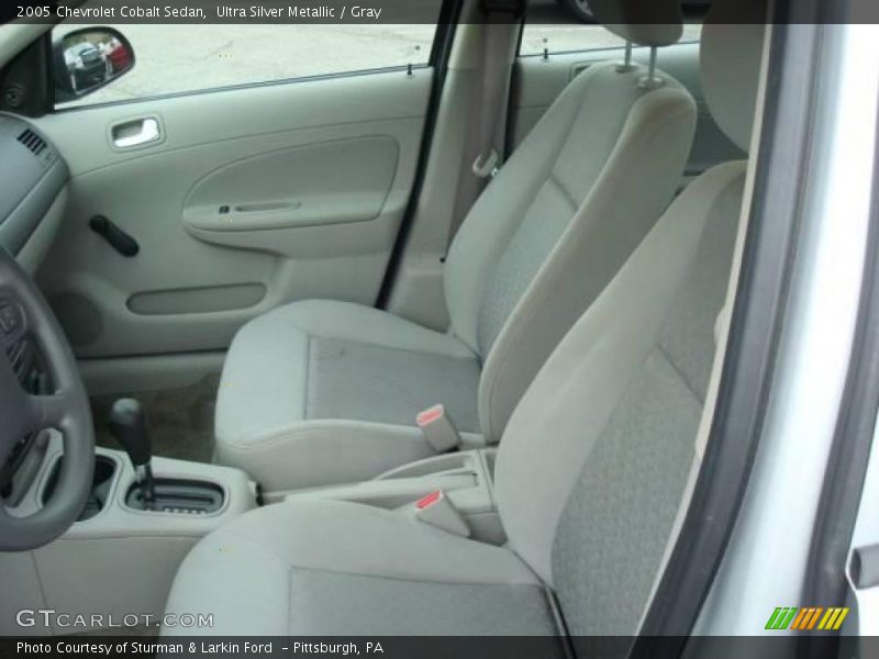 Ultra Silver Metallic / Gray 2005 Chevrolet Cobalt Sedan