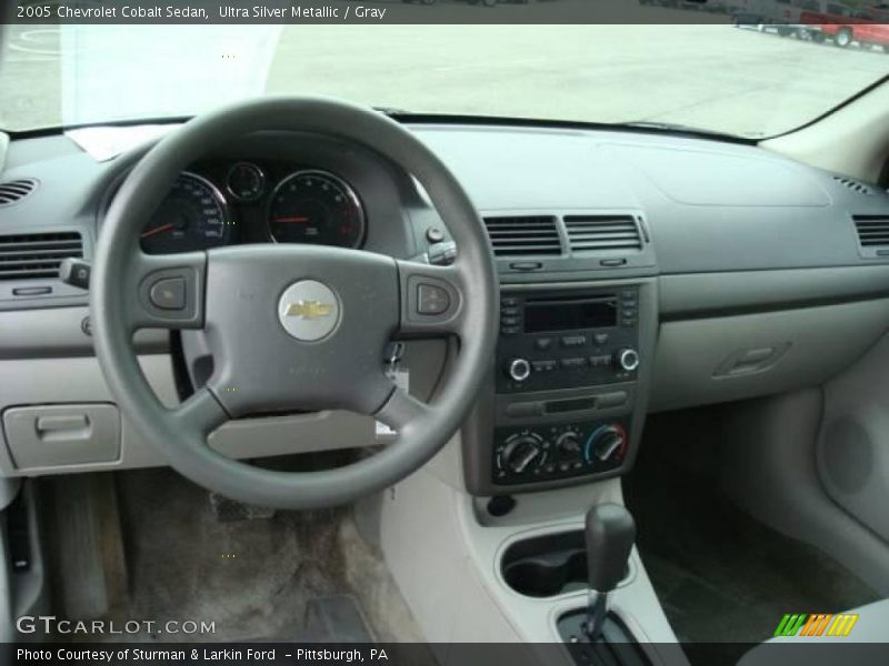 Ultra Silver Metallic / Gray 2005 Chevrolet Cobalt Sedan